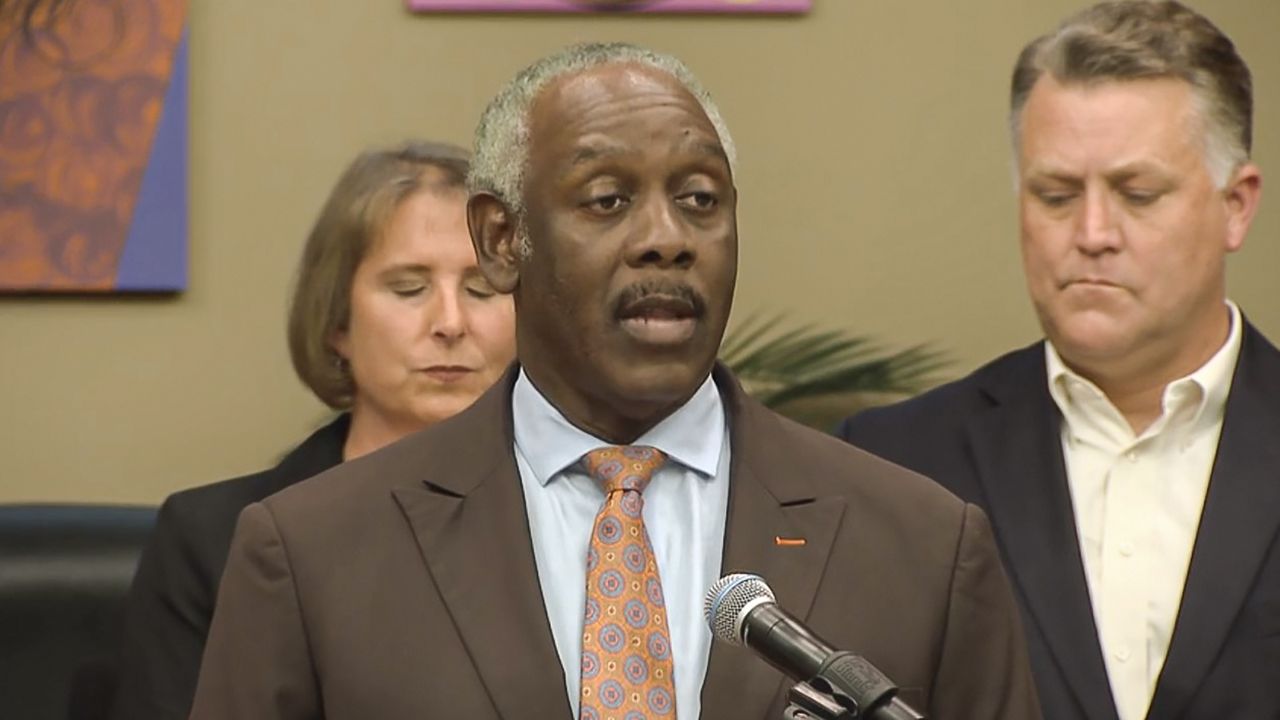 Orange County leaders seek assistance if SNAP is suspended