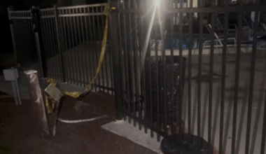 Man dead, teen hospitalized in drowning at Orange County apartment, deputies say