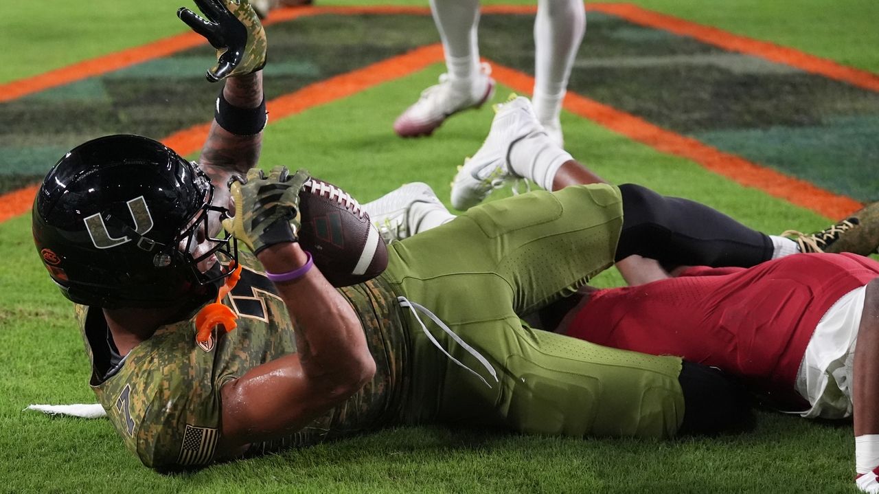 Mark Fletcher Jr. has career-best three TDs, No. 9 Miami rolls past Stanford 42-7