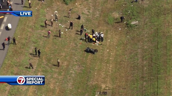 Motorman airlifted after crash on I-75 extension in Hialeah; Gratigny Parkway closed between Red Road and SR 826 - WSVN 7News | Miami News, Weather, Sports
