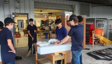 Seminole's Haunted Graveyard gets help from student builders | Seminole