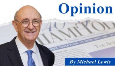 Bumbling and fumbling sink county port in a sea of troubles