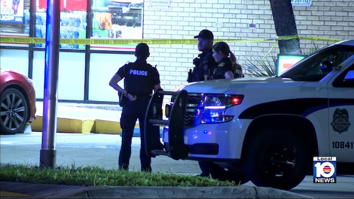 Verbal altercation leads to shooting at Fort Lauderdale gas station