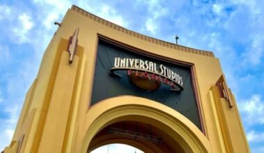 Universal Studios Florida theme park entrance arch