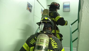 Hundreds climb 41 stories in Tampa to honor 9/11 heroes