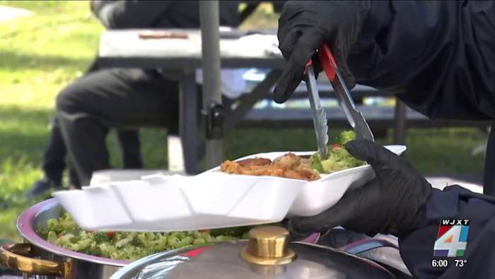 Northside food trucks unite to feed community as SNAP benefits delay continues to affect families