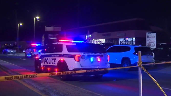 1 dead after Orlando officer-involved shooting at tattoo parlor barricade