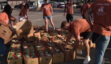 500 Tampa families receive Thanksgiving meals through Bullard Family Foundation, Metro Ministries