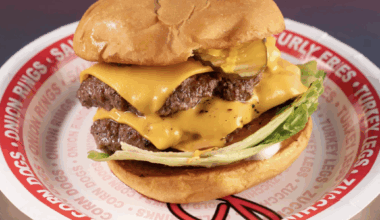 Juicy's Famous Fair Food opens in Tampa's Armature Works