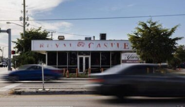The last Royal Castle has closed its Miami doors.
