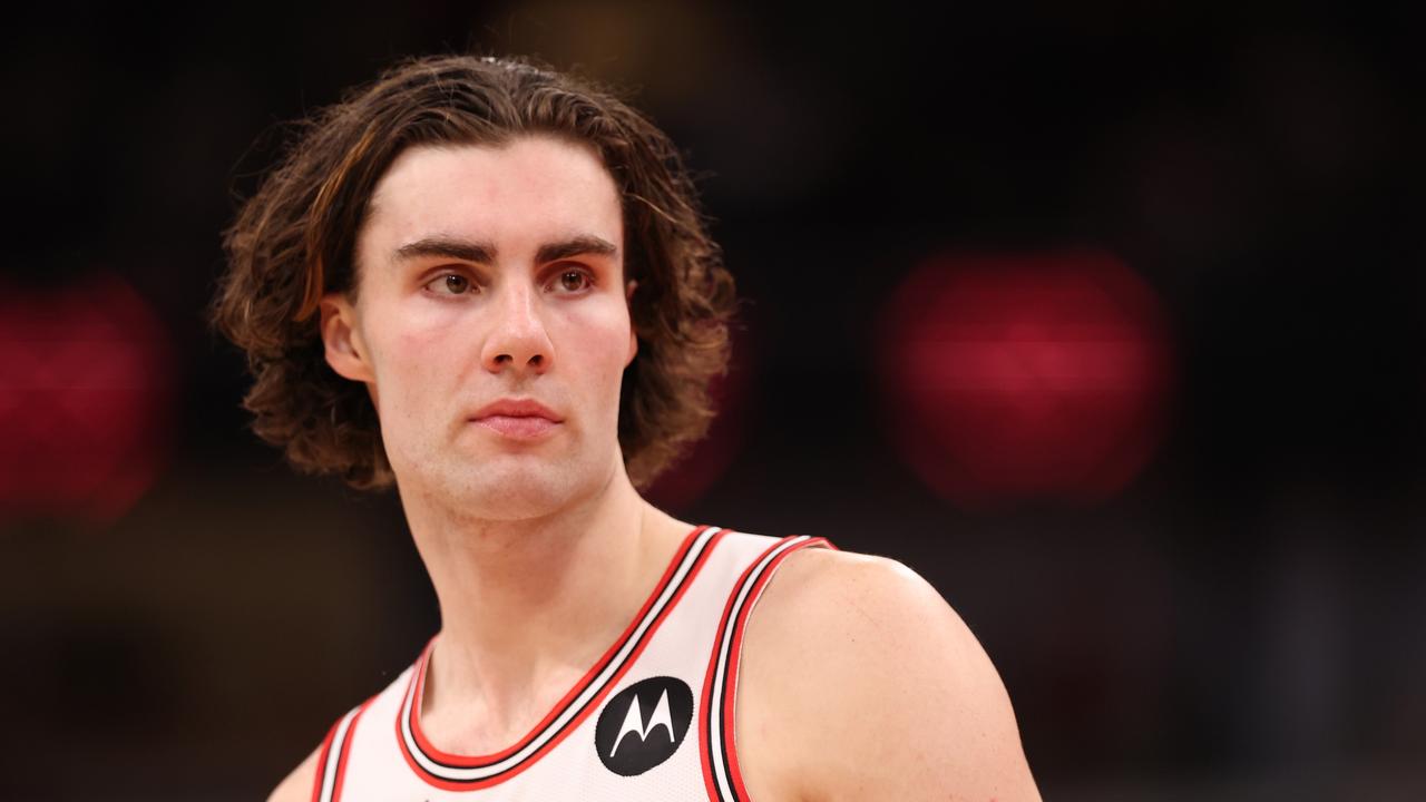 Why Josh Giddey stayed in the game for Chicago Bulls in blowout Miami Heat loss, Cooper Flagg highlights