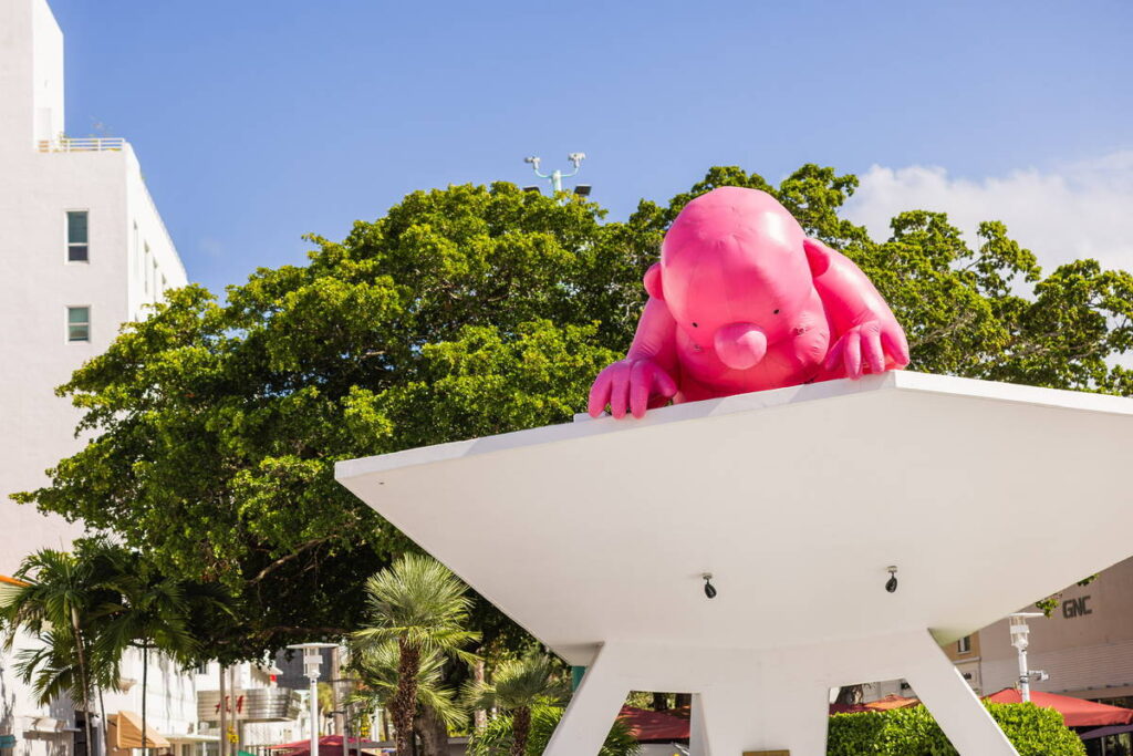 Artist Philippe Katerine's “Mr. Pink Takes Flight” in Lincoln Road