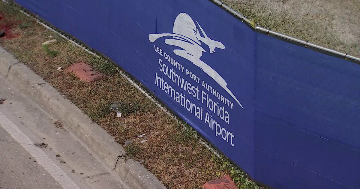 Air travel woes: RSW passengers uneasy as flight reductions loom nationwide | Lee County