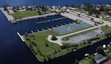 Cape Coral residents frustrated by yacht club rebuild delays | Lee County