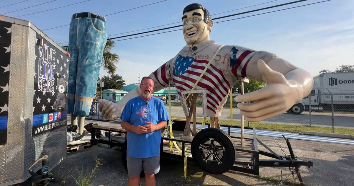 Cape Coral's beloved Big John statue restored for holiday season | Lee County