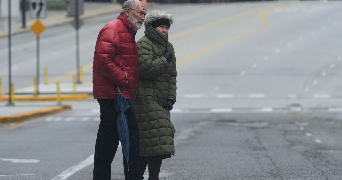 Arctic air hits much of the US, bringing snow to some areas and very chilly temperatures to Florida :: WRAL.com