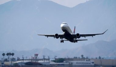 Shutdown forces airlines to trim flights in South Florida, leaving travelers uneasy