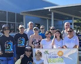 Who’s Keeping Fort Myers Beach Clean? - Beach Talk Radio News