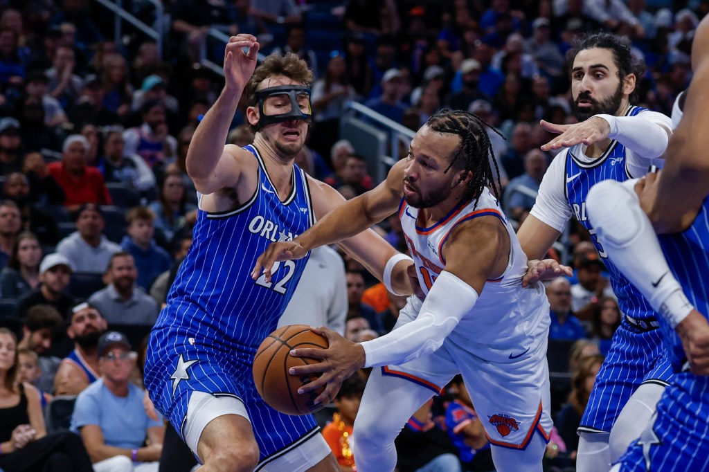 Orlando Magic overpower visiting Knicks