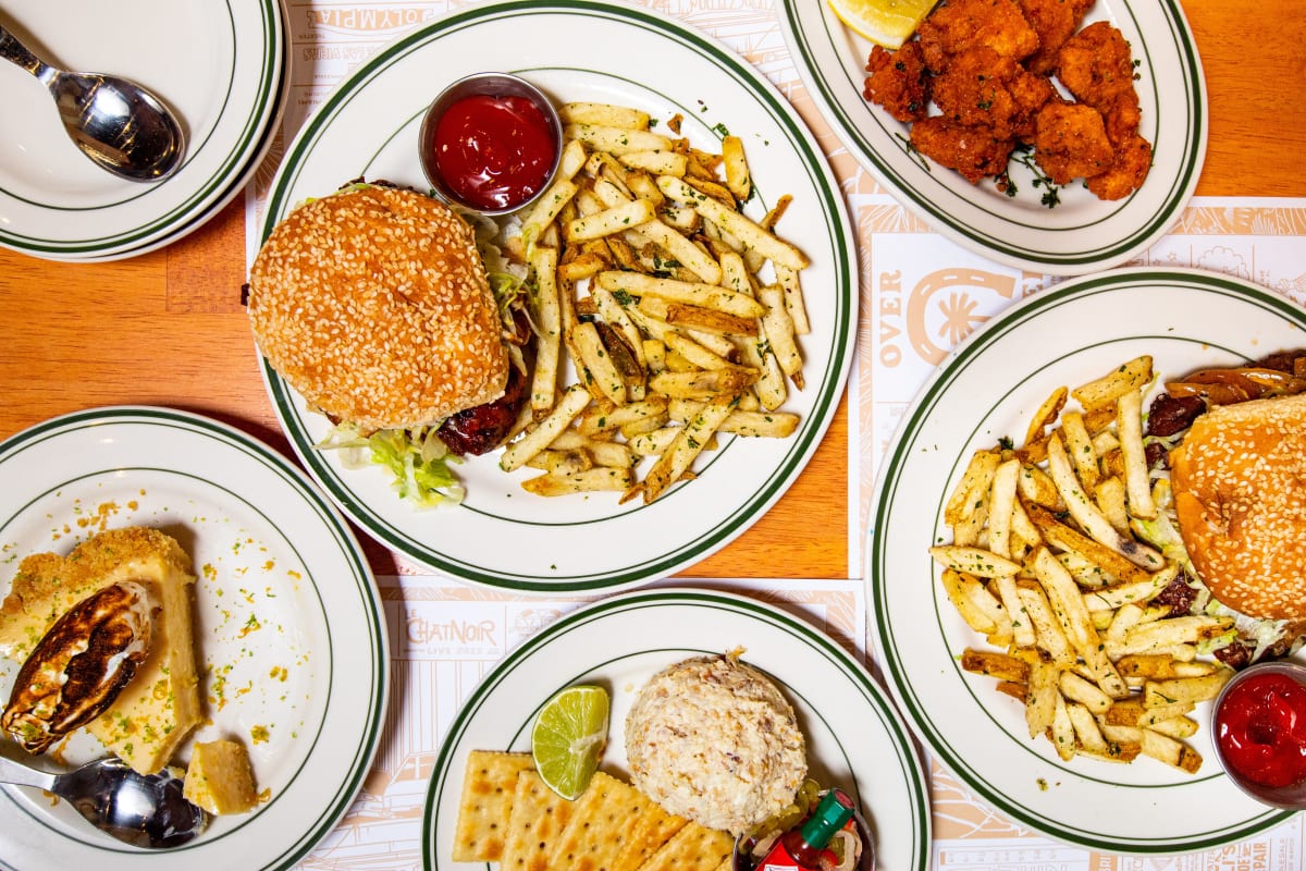 Where To Get Dinner Before A Show In Miami - Miami