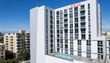 Berkadia arranges refinancing for workforce housing community in Little Havana neighborhood