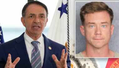 Fort Lauderdale Mayor Dean Trantalis' ex arrested after attacking him outside his home, police say