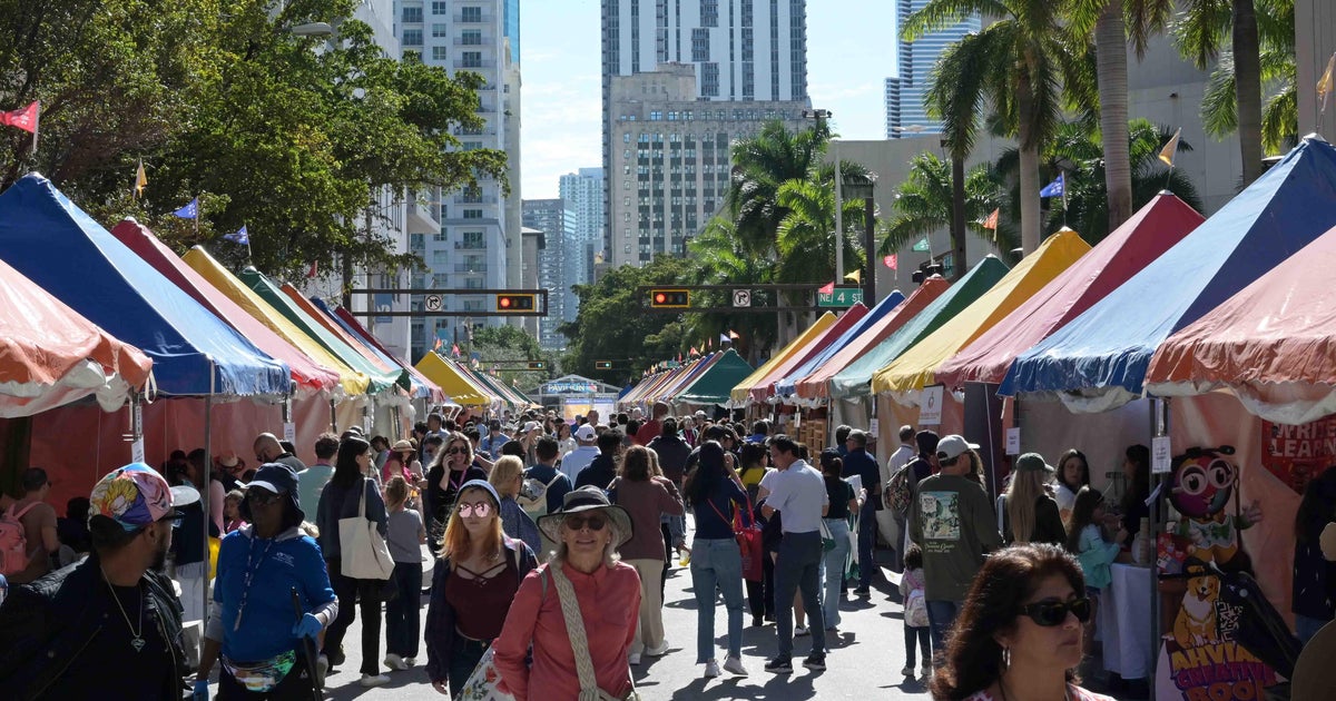 Miami Book Fair's weekend Street Fair brings books, music and family fun to downtown