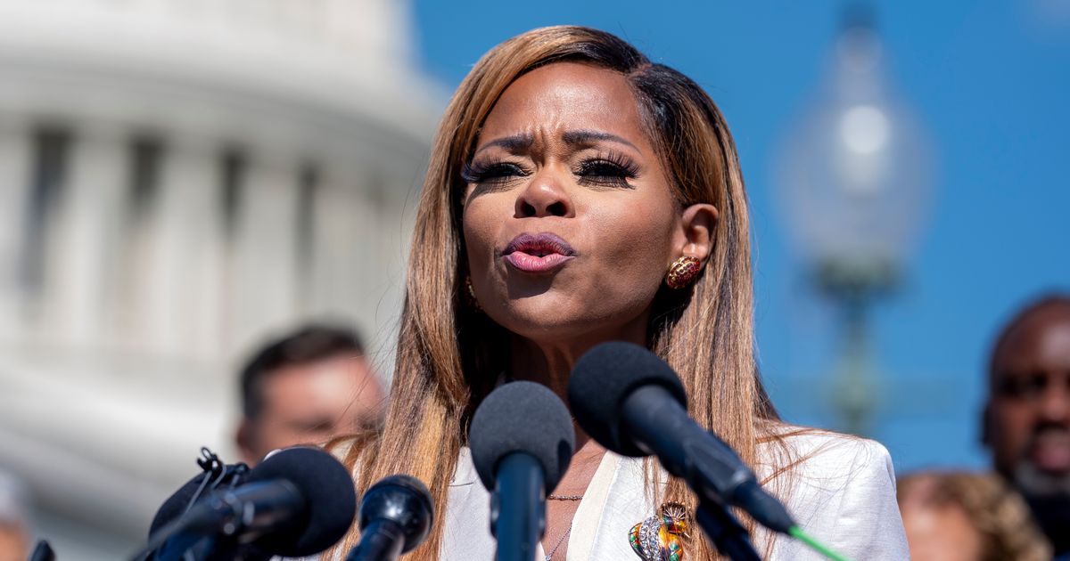 Judge sets $60K bond for Florida congresswoman accused of stealing $5M in COVID-19 funds :: WRAL.com