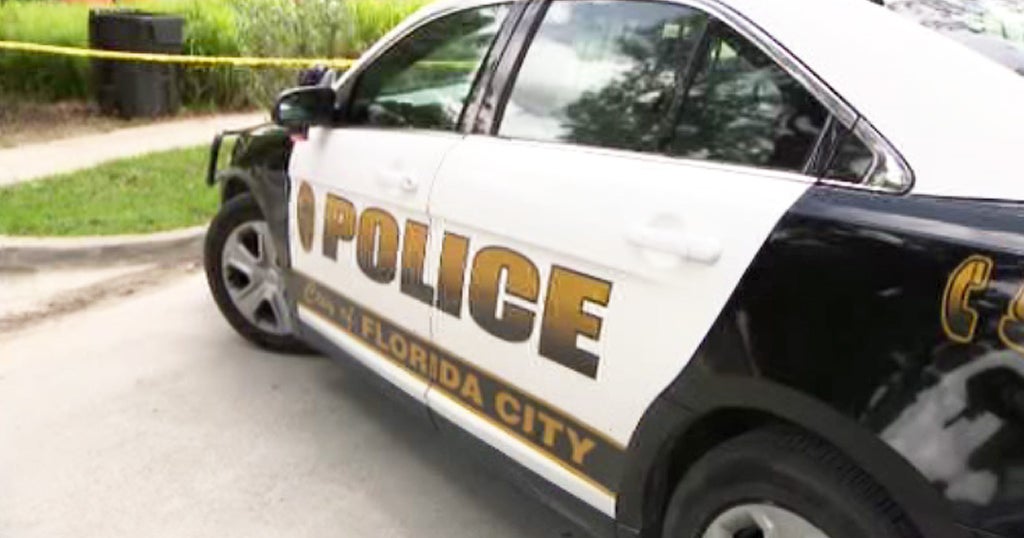 Miami mom arrested after children found living among dog feces, trash, Florida City police say