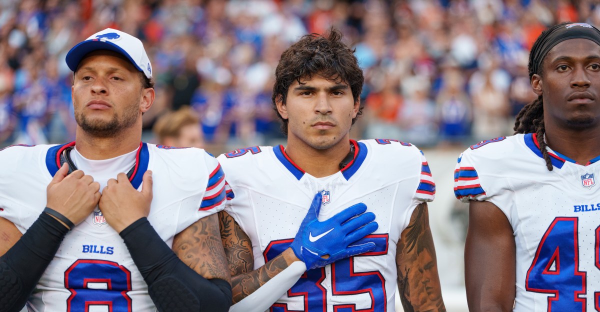 Miami Dolphins Add LB Jimmy Ciarlo to Practice Squad