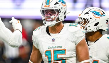 Miami Dolphins trade Jaelan Phillips to Philadelphia Eagles