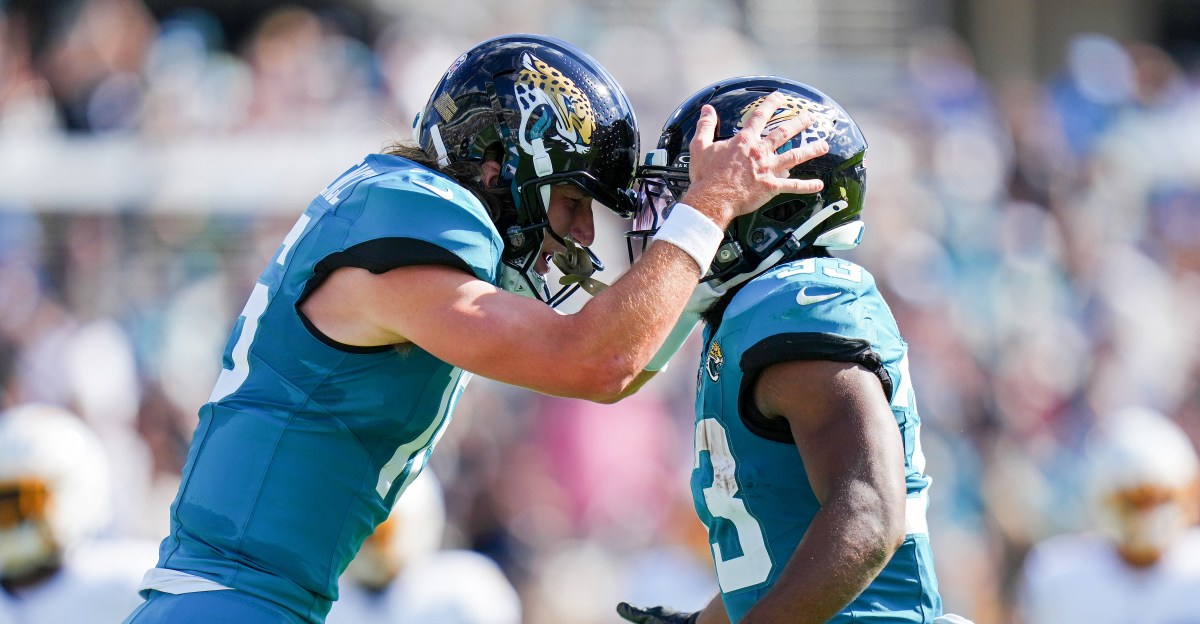 Jacksonville Jaguars Destroy Los Angeles Chargers at Home in Week 11