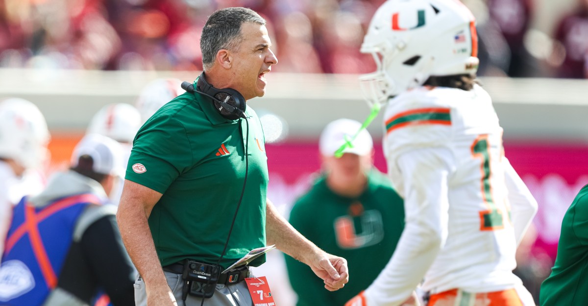 Miami defeats Virginia Tech 34-17