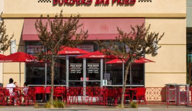 Five Guys franchisee plans 8 new Central Florida locations – WFTV