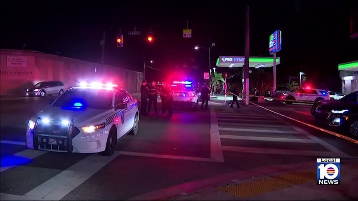 Man hospitalized after shooting in Miami