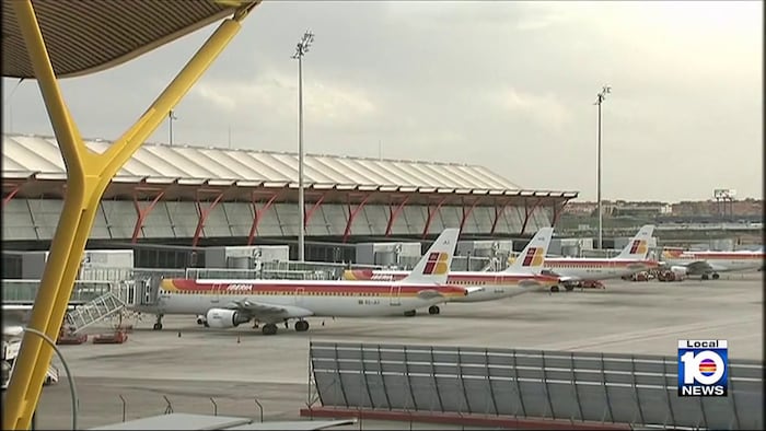 Several airlines suspend flights to Venezuela following FAA warning