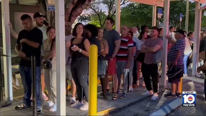 State says wait times down at Broward driver’s license offices. Customers, lawmakers say not so fast