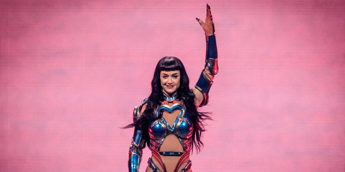 Who Is Katy Perry’s “Bandaids” About? Orlando Bloom Lyrics Explained