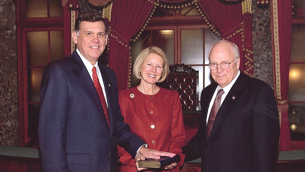 Former U.S. Sen. Mel Martinez reflected on the life of his friend, who officiated two swearing-in ceremonies for Martinez. (File photo)