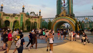 The Chronos Portal stands at the entrance of Epic Universe, Universal Orlando's fourth theme park. (Spectrum News/Anna Wronka)