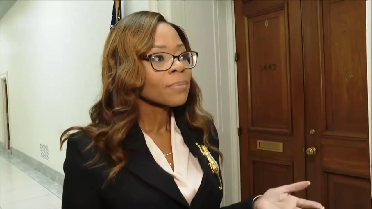 Florida congresswoman accused of stealing COVID funds maintains innocence - WSVN 7News | Miami News, Weather, Sports