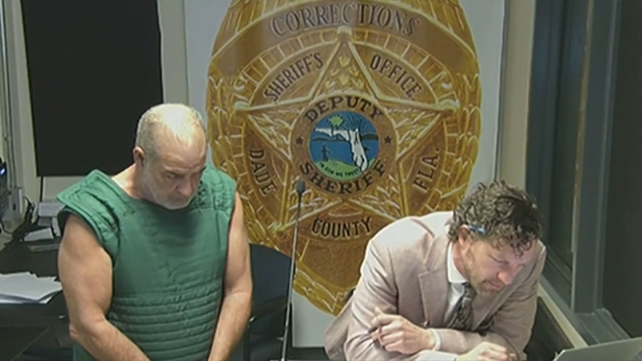 Man who barricaded himself in Hialeah warehouse, charged with sexual abuse of a minor makes first court appearance - WSVN 7News | Miami News, Weather, Sports