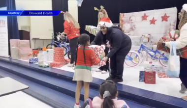 Nurses at Broward Health Medical Center help Santa deliver presents to elementary school students - WSVN 7News | Miami News, Weather, Sports