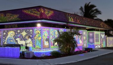 Florida couple told to shut down nativity light display at Satellite Beach business