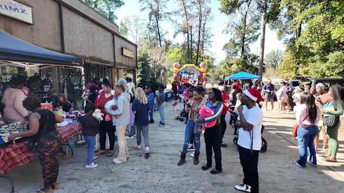 Jacksonville nonprofit celebrates 10th Community Christmas Party, proclamation from Mayor Deegan