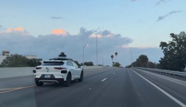 Waymo rolls out driverless cars on Tampa streets