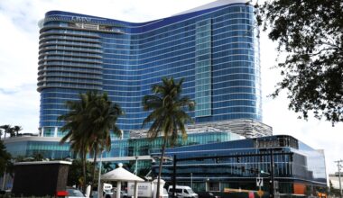 Omni Fort Lauderdale Hotel finally opens its doors