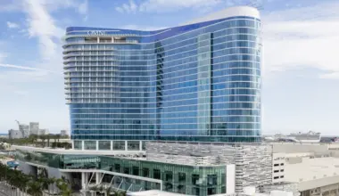 Broward celebrates opening of Omni Fort Lauderdale Hotel