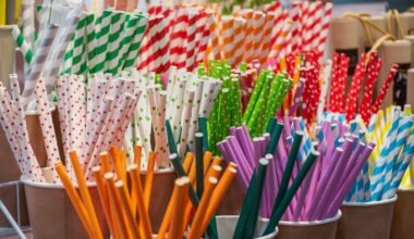 Proposed law would ban paper straws statewide