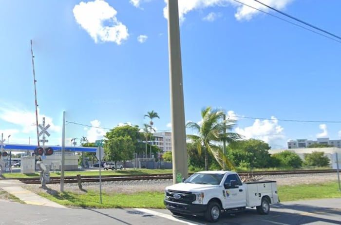 1 dead after colliding with Brightline train in Broward